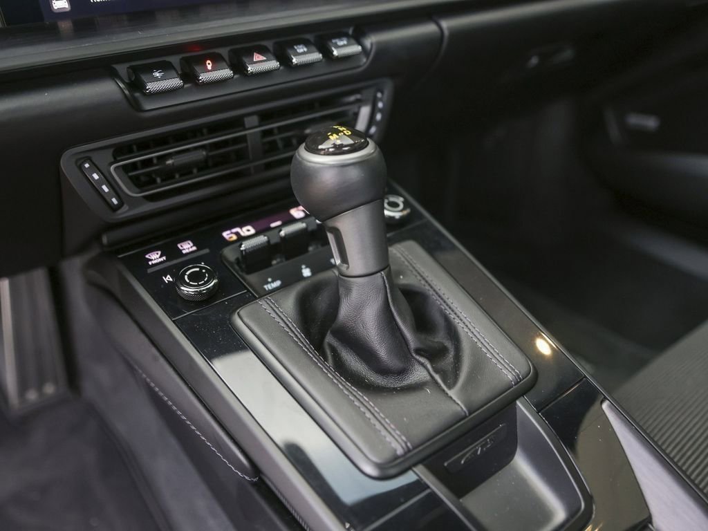Certified 2022 Porsche 911 GT3 image 33