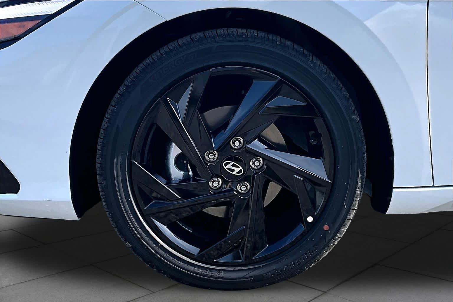 New 2026 Hyundai Elantra N Line FWD image 9
