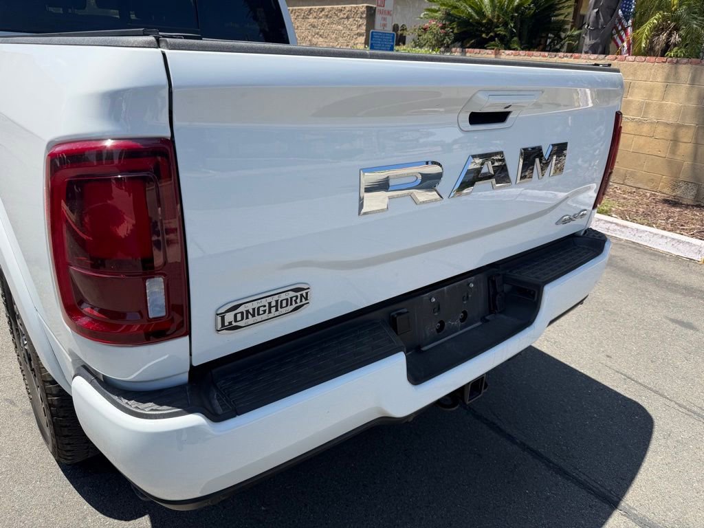 Used 2025 RAM 3500 Longhorn AWD/4WD image 11