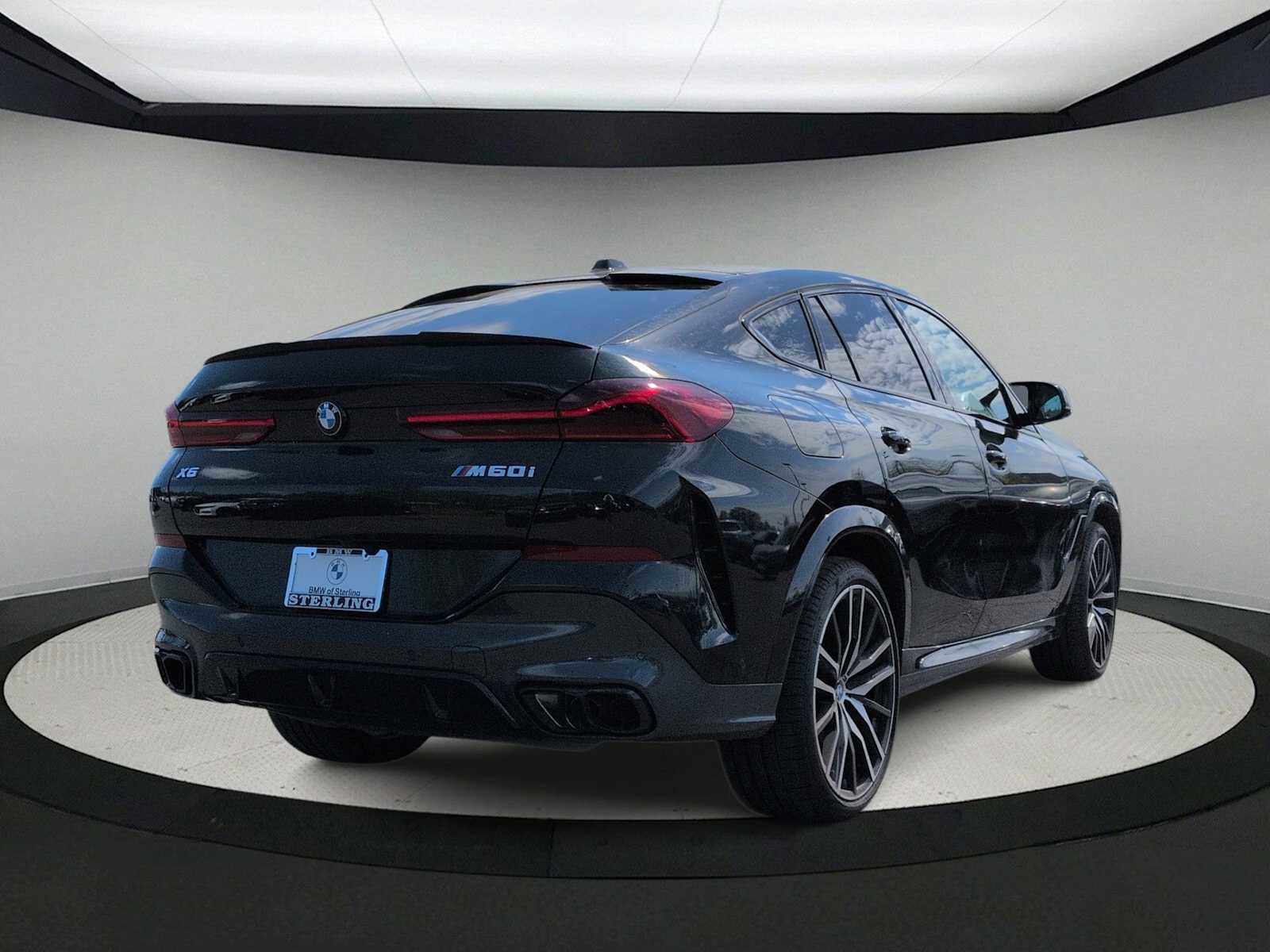 Used 2025 BMW X6 M60i w/ Executive Package AWD/4WD image 8