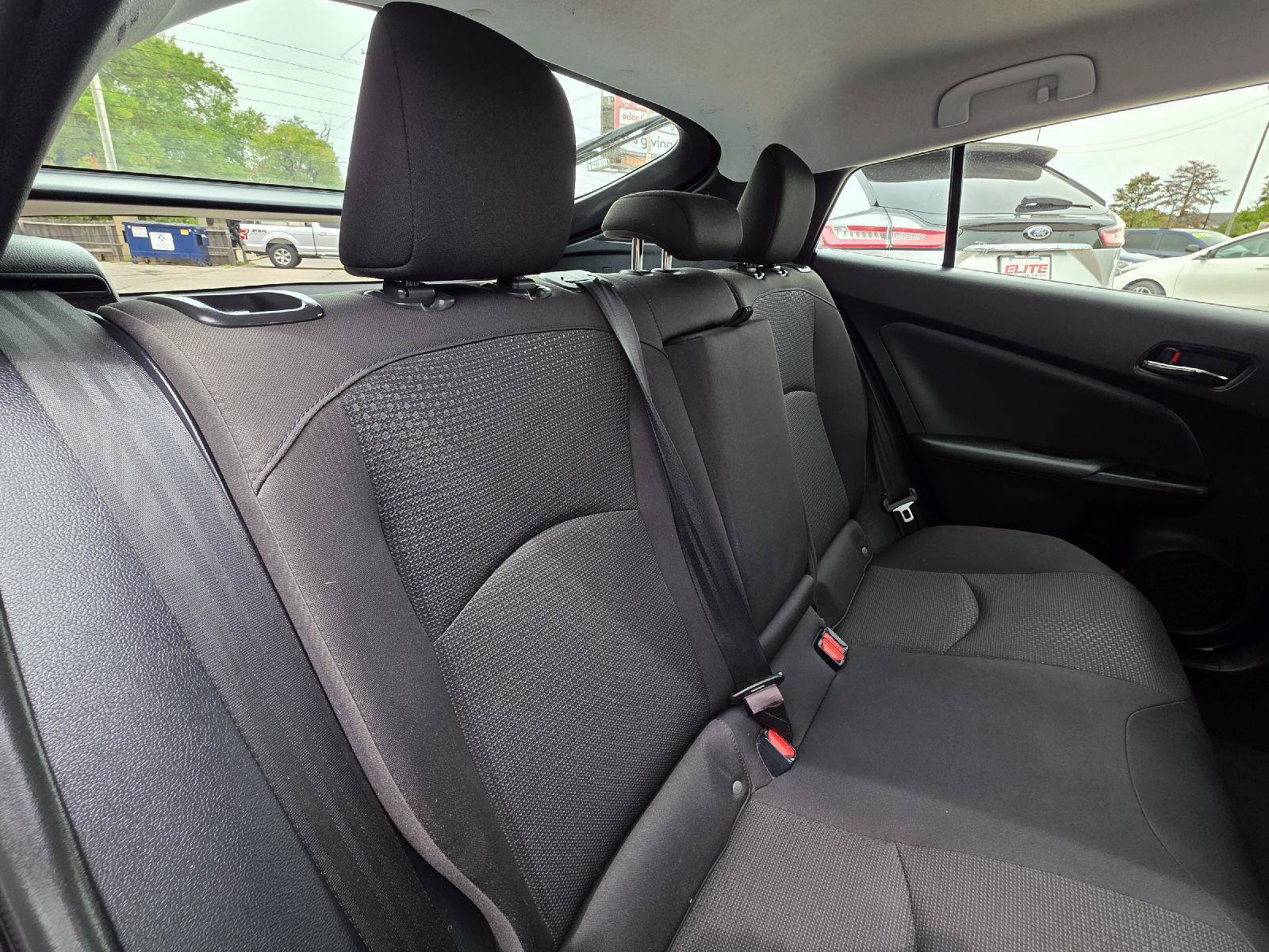 Used 2019 Toyota Prius LE FWD image 29
