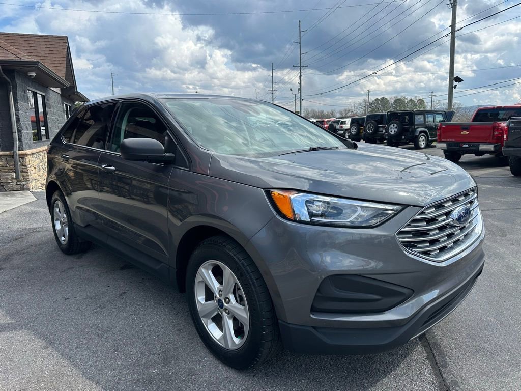 Used 2022 Ford Edge SE image 9