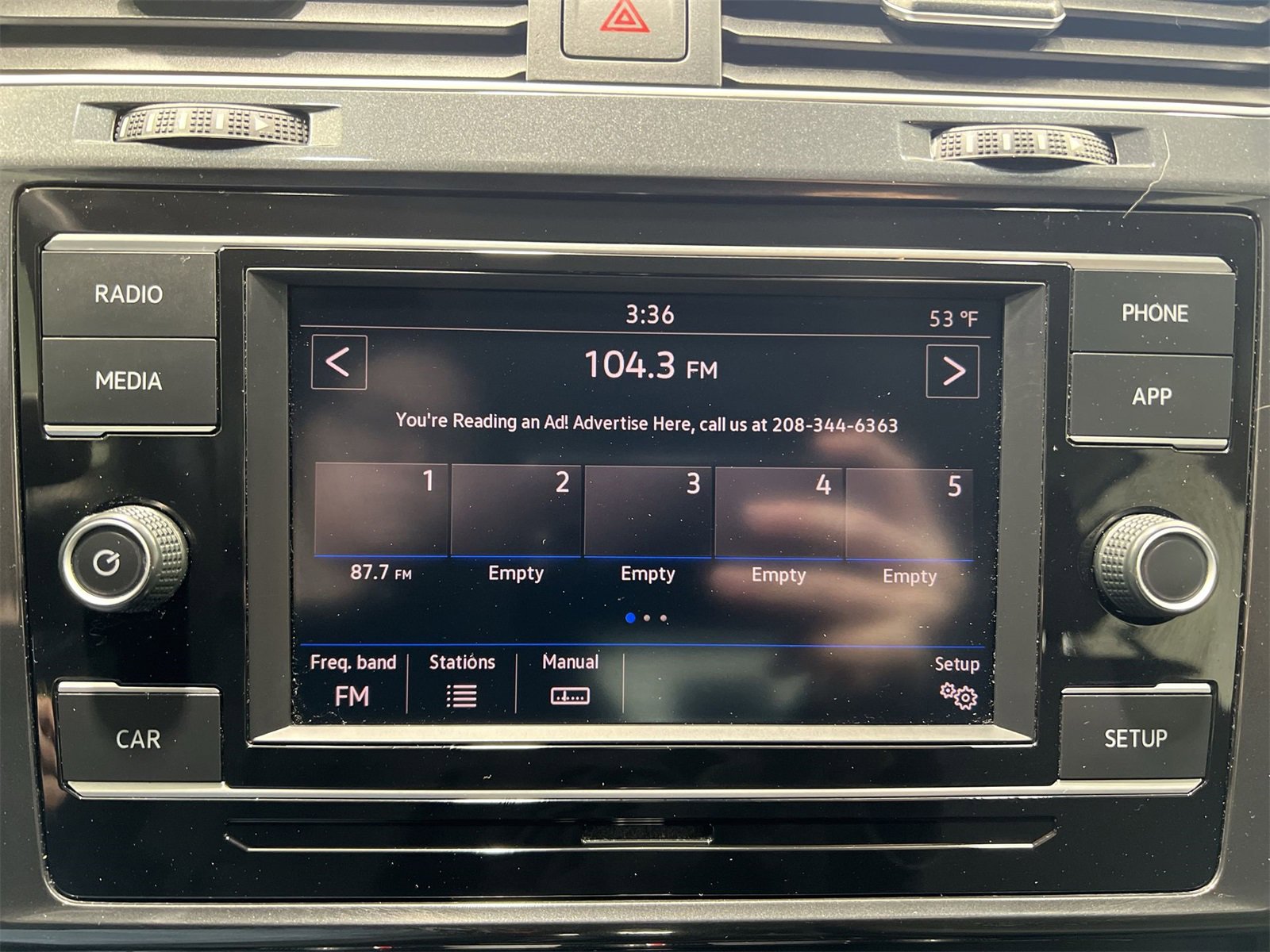 Used 2019 Volkswagen Golf S image 16