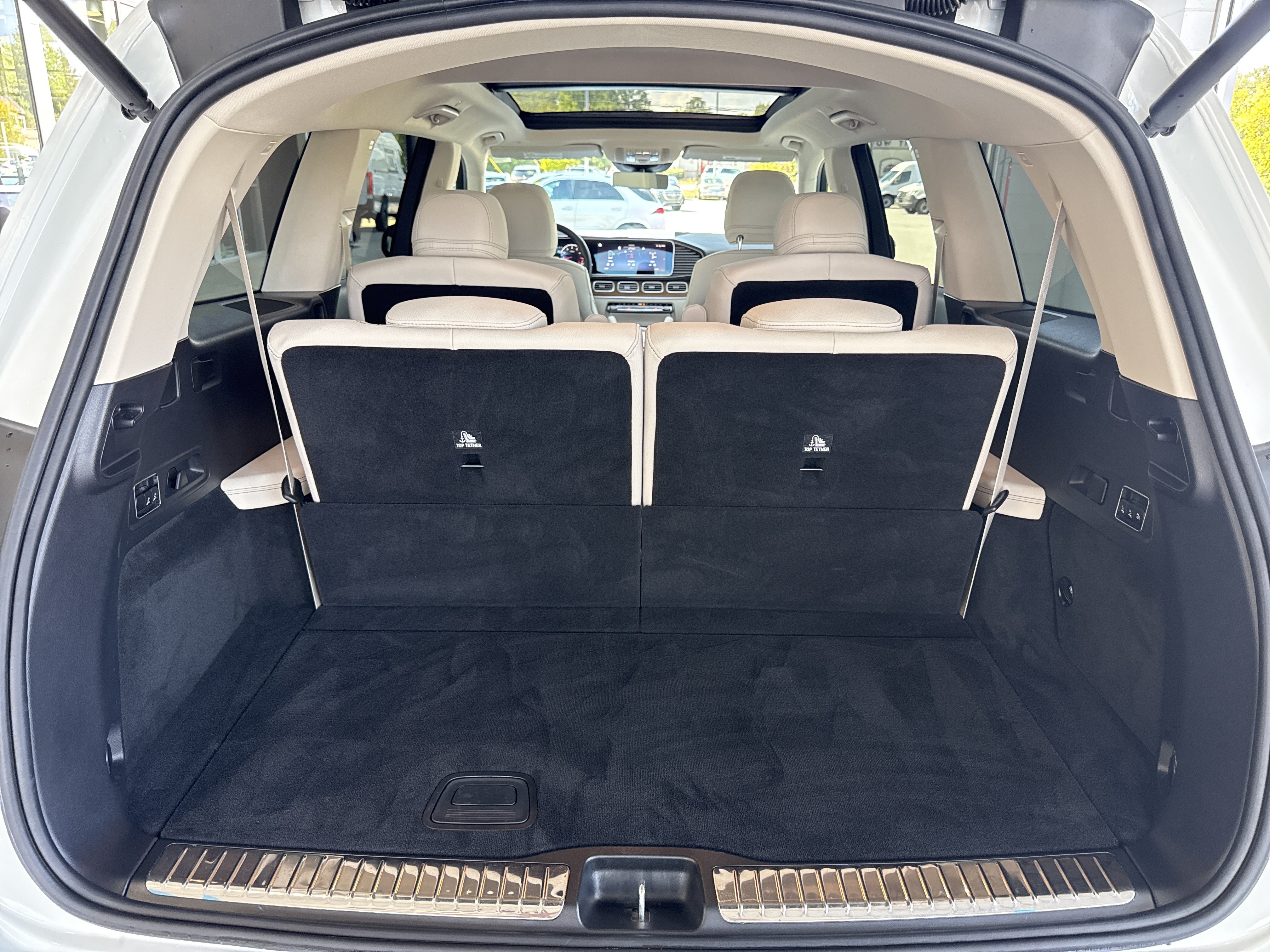Certified 2025 Mercedes-Benz GLS 450 4MATIC image 11