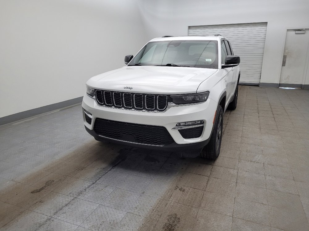 Used 2022 Jeep Grand Cherokee Limited 4xe image 15