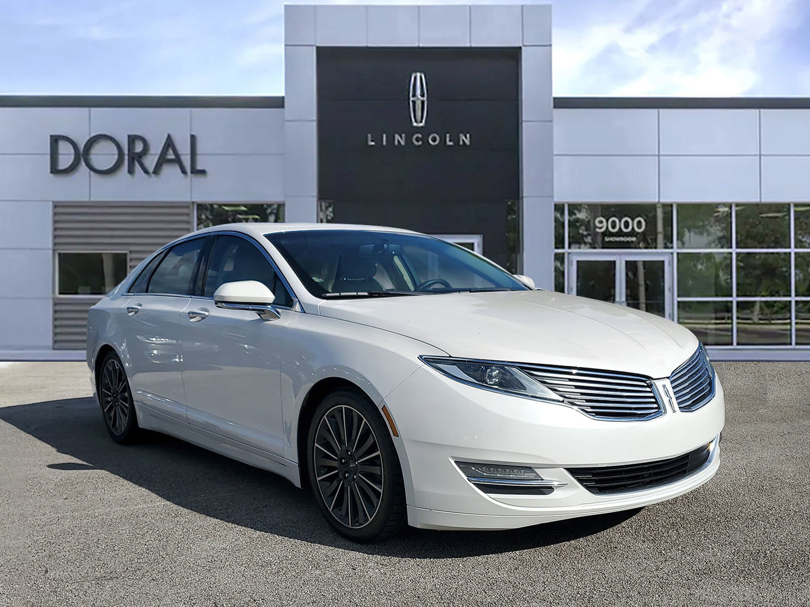 Used 2016 Lincoln MKZ w/ Equipment Group 300A Reserve