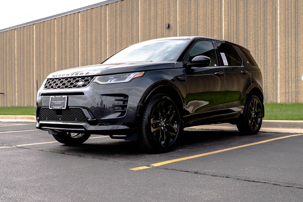 Used 2025 Land Rover Discovery Sport Dynamic SE AWD/4WD image 4