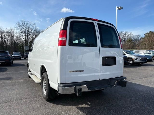 Used 2024 Chevrolet Express 2500 w/ Driver Convenience Package image 3