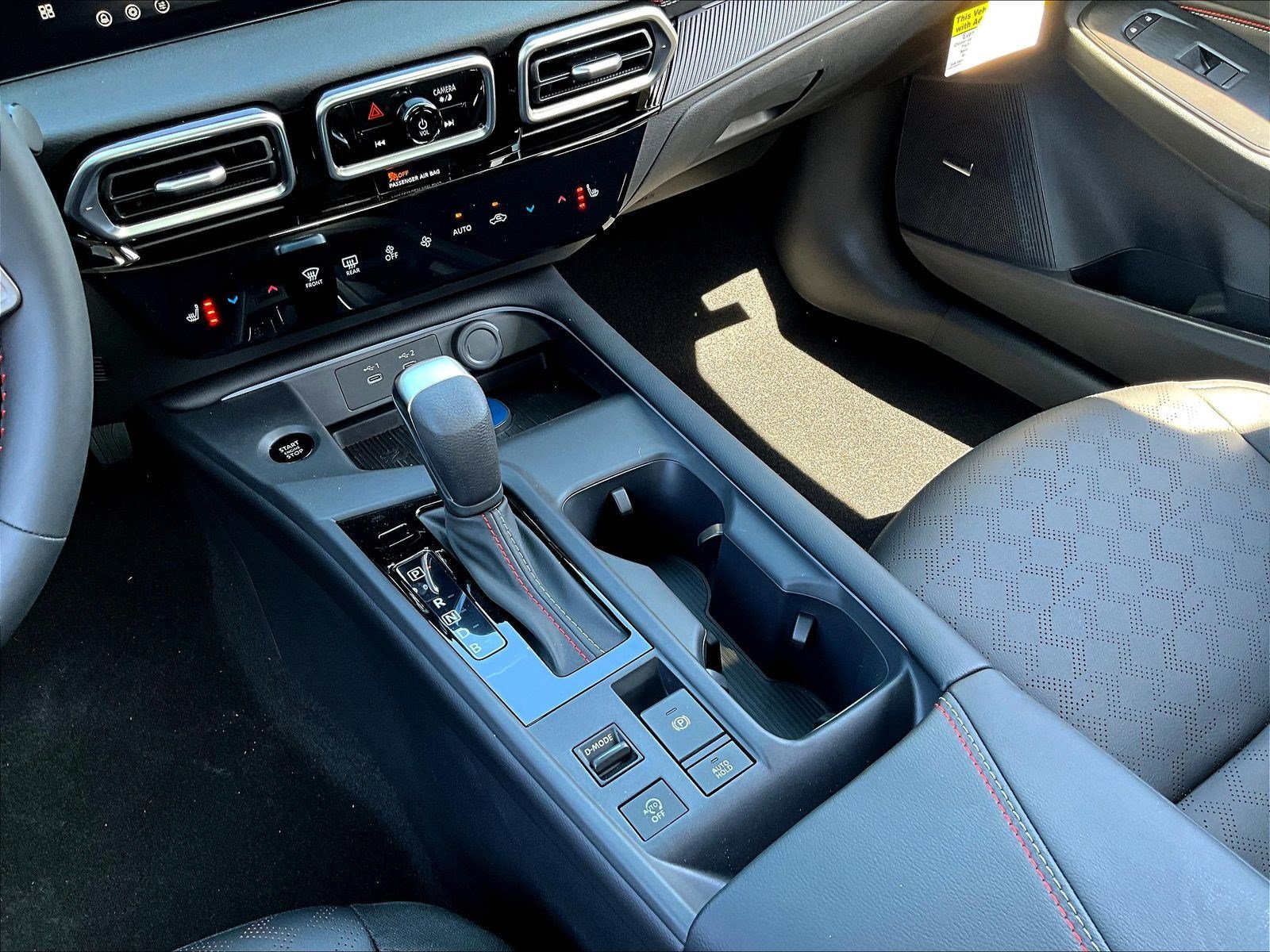 New 2027 Nissan Sentra SR w/ SR Premium Package FWD image 12