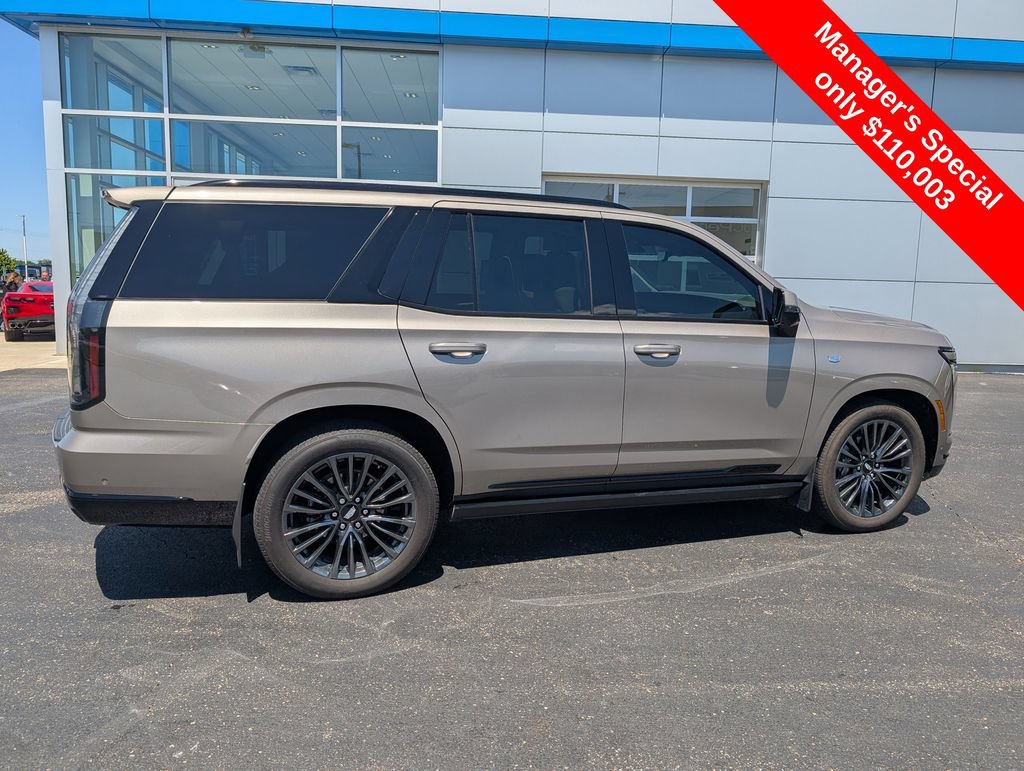 Used 2025 Cadillac Escalade Sport Platinum w/ LPO, Floor Liner Package AWD/4WD image 8