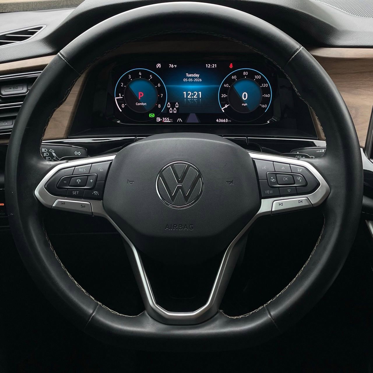 Used 2024 Volkswagen Atlas SE FWD image 12