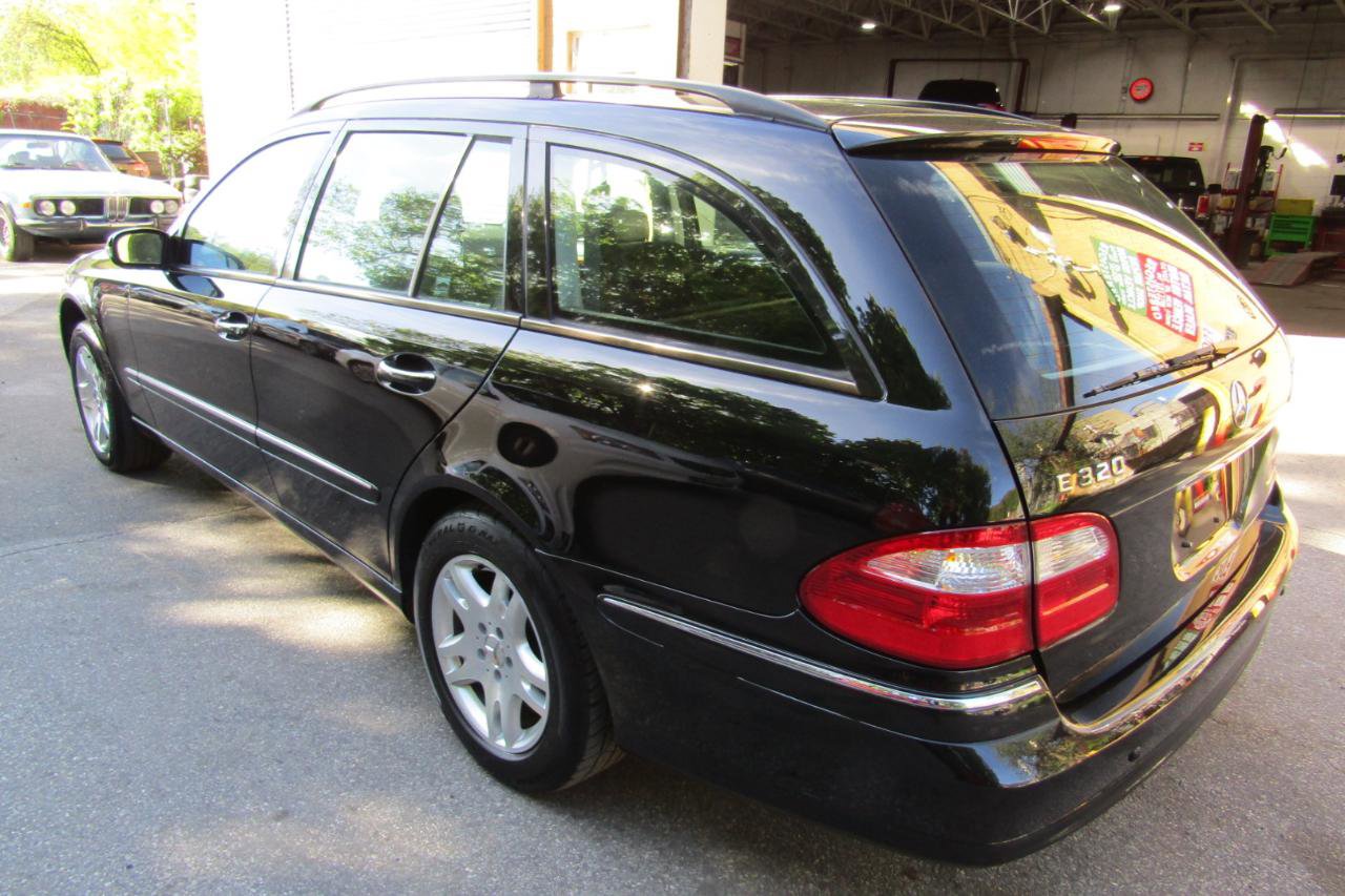 Used 2004 Mercedes-Benz E 320 4MATIC Wagon image 3