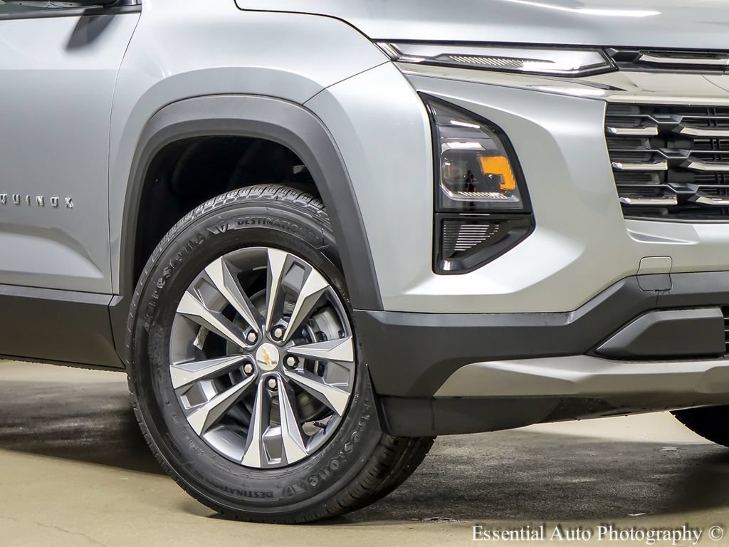 New 2027 Chevrolet Equinox LT FWD image 4