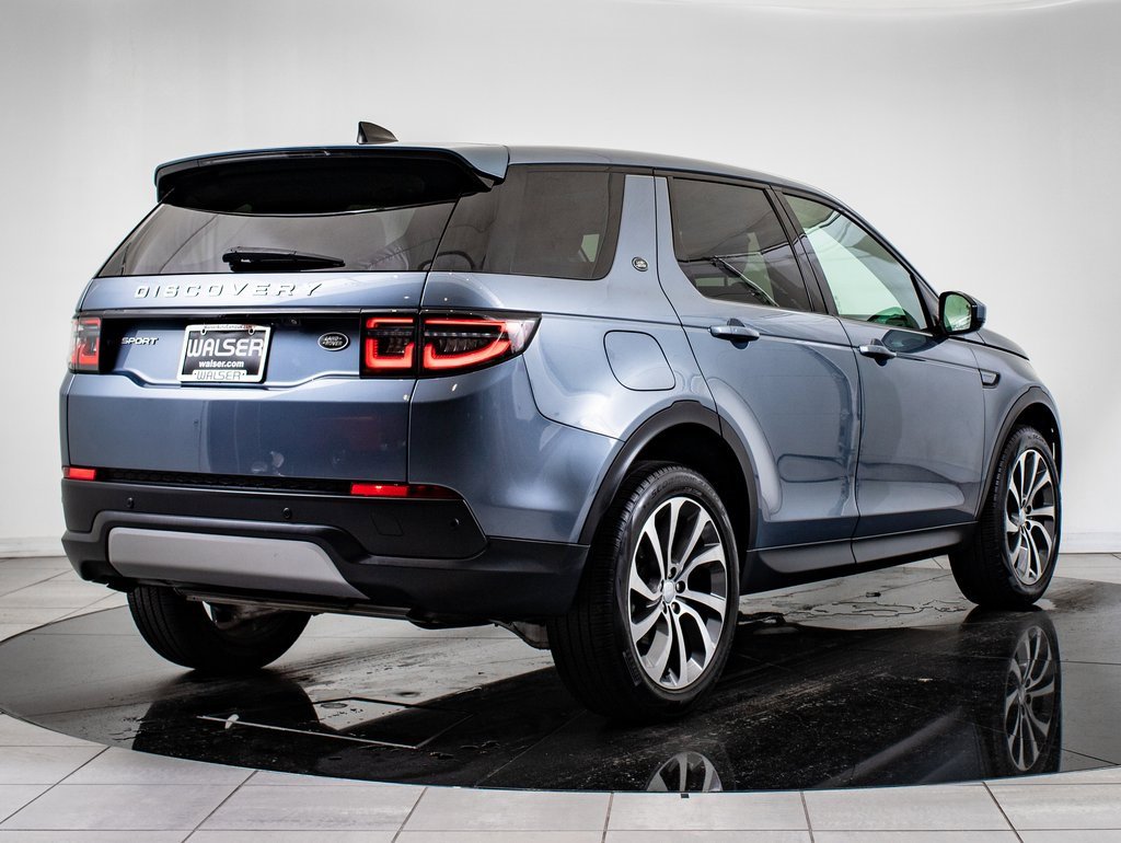Used 2022 Land Rover Discovery Sport SE image 10