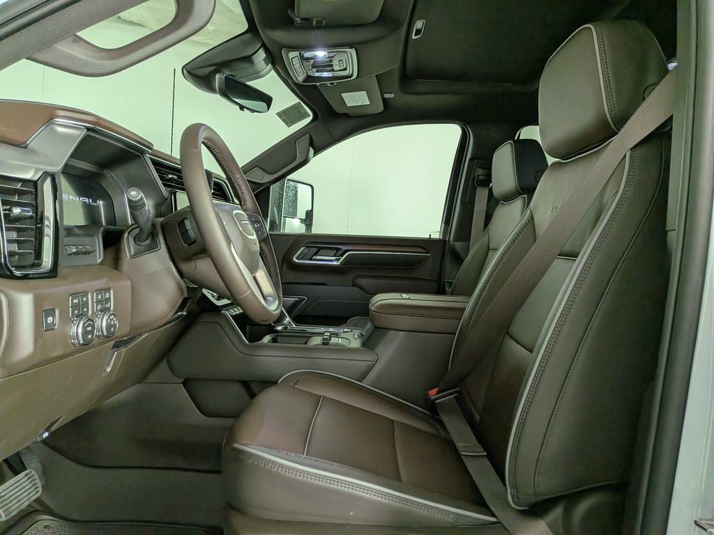 New 2026 GMC Sierra 2500 Denali w/ Denali Reserve Package AWD/4WD image 14