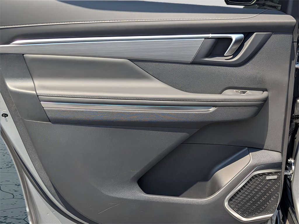 New 2026 Buick Enclave Preferred w/ Power Package image 13