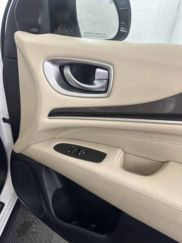 Used 2019 INFINITI QX60 Pure AWD/4WD image 35