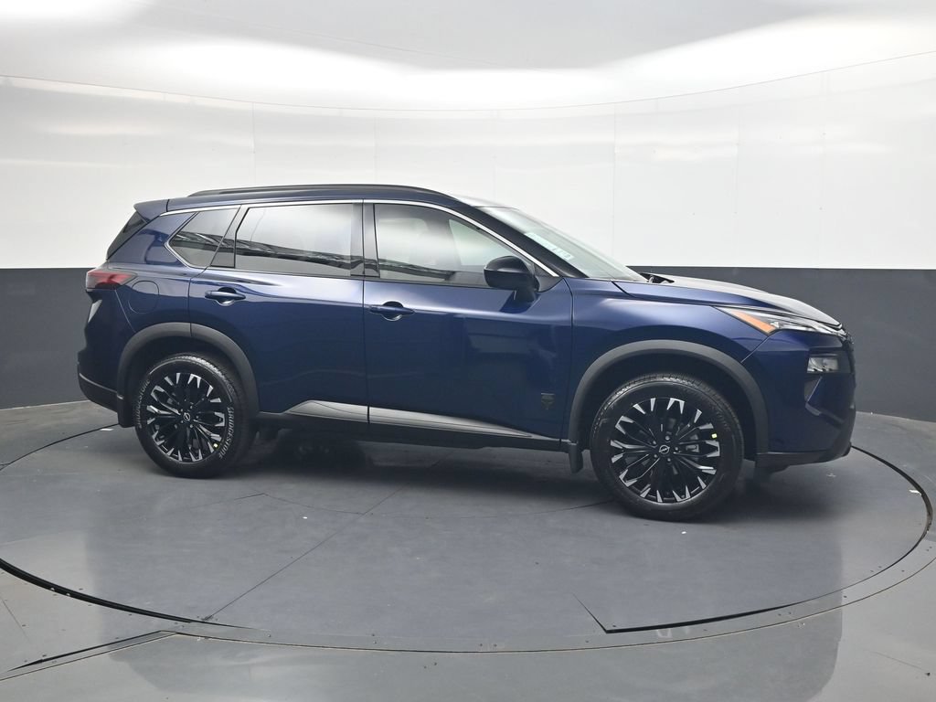 New 2026 Nissan Rogue Dark Armor AWD/4WD image 4
