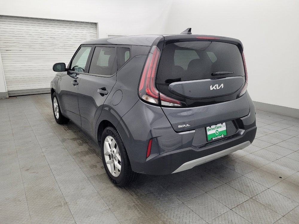 Used 2023 Kia Soul LX w/ LX Technology Package image 5