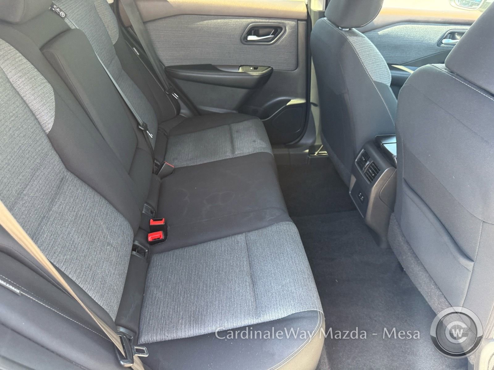 Used 2023 Nissan Rogue SV AWD/4WD image 28