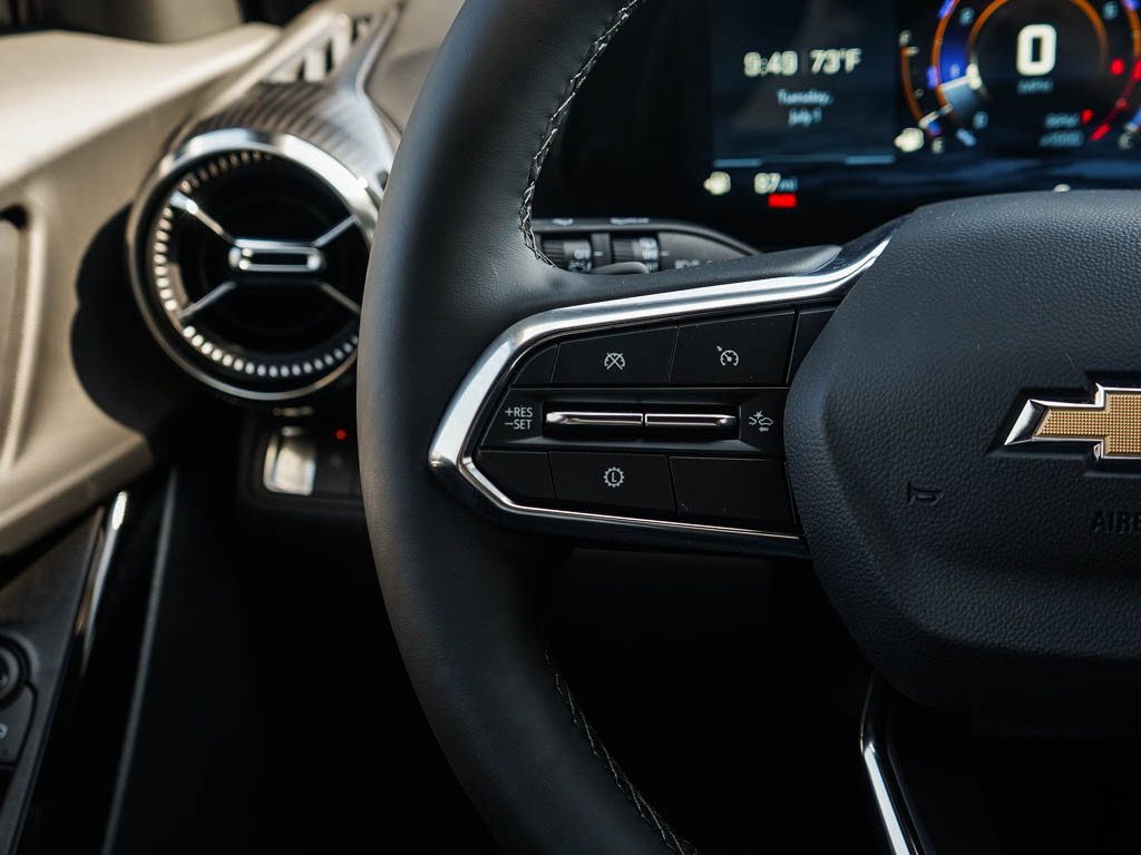 New 2026 Chevrolet Equinox LT w/ LPO, Floor Liner Package image 19