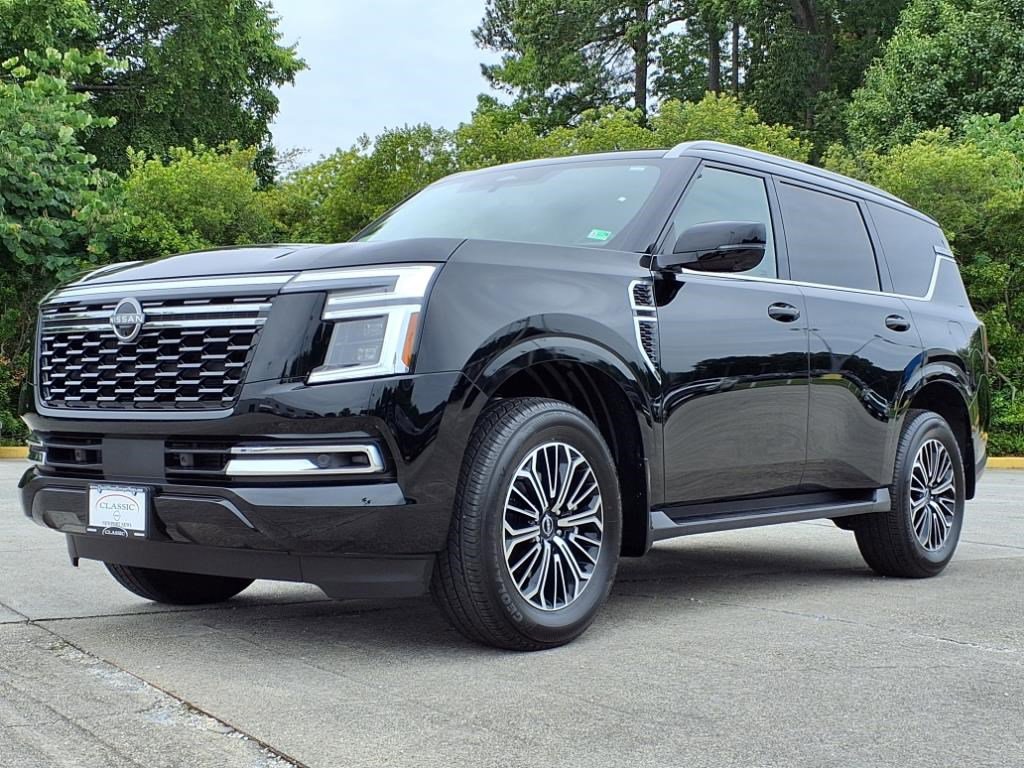 New 2025 Nissan Armada SL w/ Captain's Chari Seat Package image 4