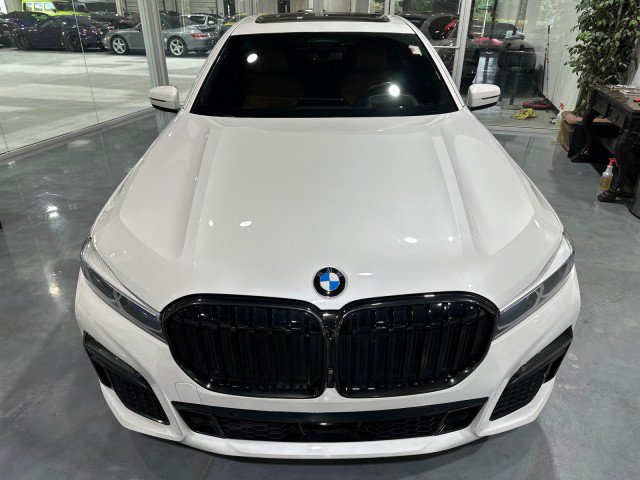 Used 2020 BMW 745e xDrive AWD/4WD image 15
