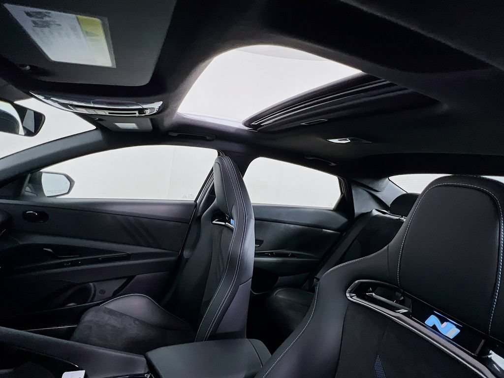 New 2026 Hyundai Elantra N FWD image 21