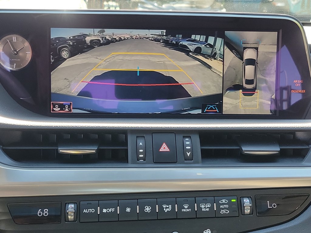 Used 2020 Lexus ES 300h w/ Accessory Package 2 FWD image 33