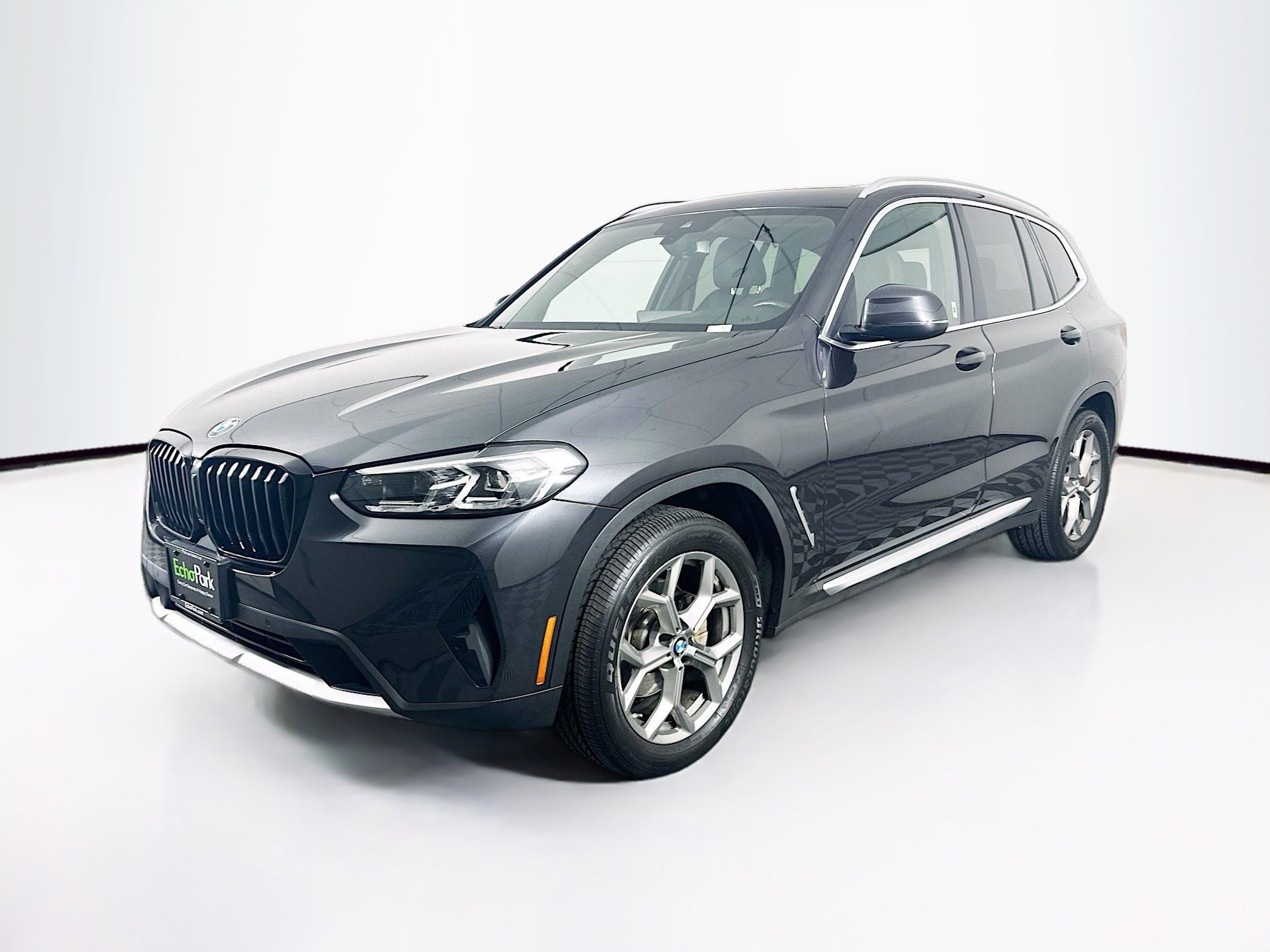 Used 2022 BMW X3 xDrive30i w/ Premium Package 2 AWD/4WD image 3