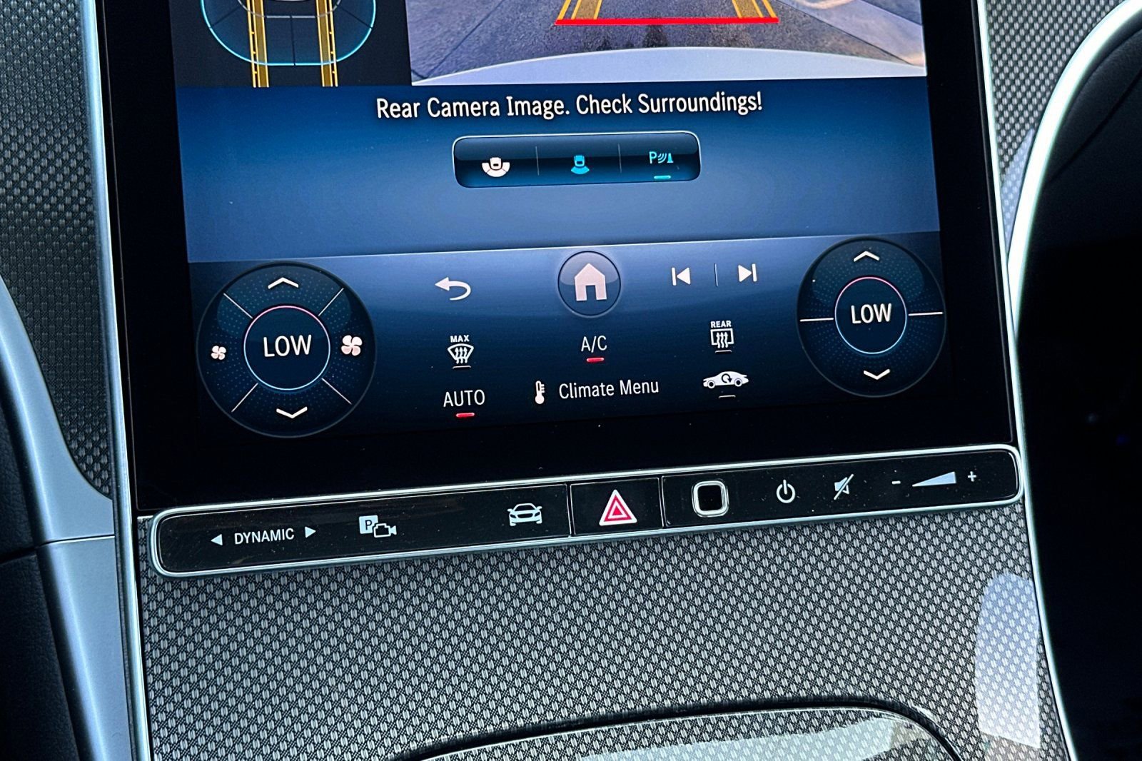 New 2025 Mercedes-Benz C 300 4MATIC Sedan image 17