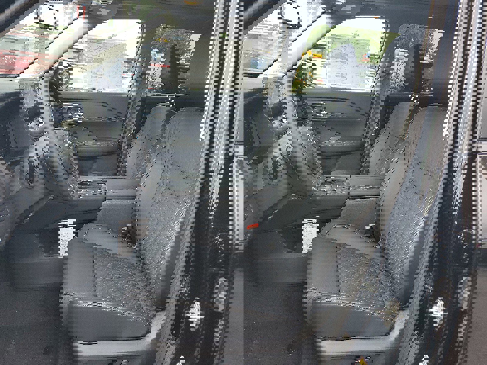 New 2025 Nissan Rogue Platinum w/ Platinum Premium Package image 10