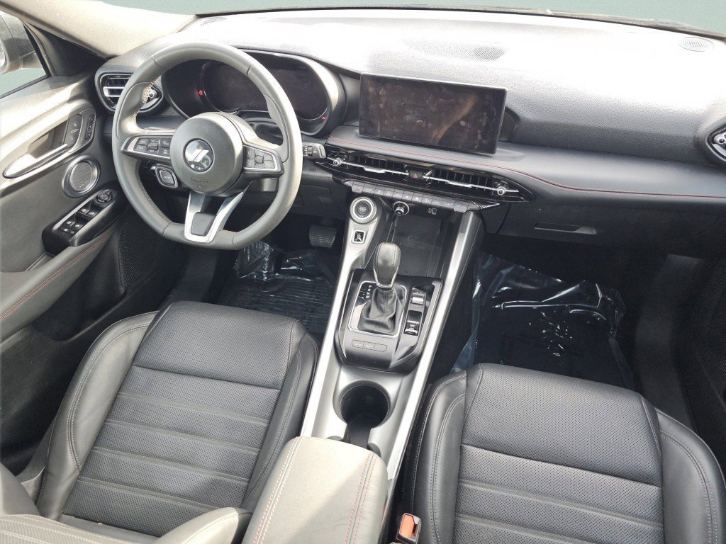 Used 2024 Dodge Hornet GT Plus w/ GT Blacktop Package image 28