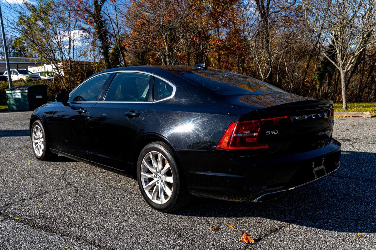 Used 2018 Volvo S90 T6 Momentum w/ Convenience Package AWD/4WD image 4