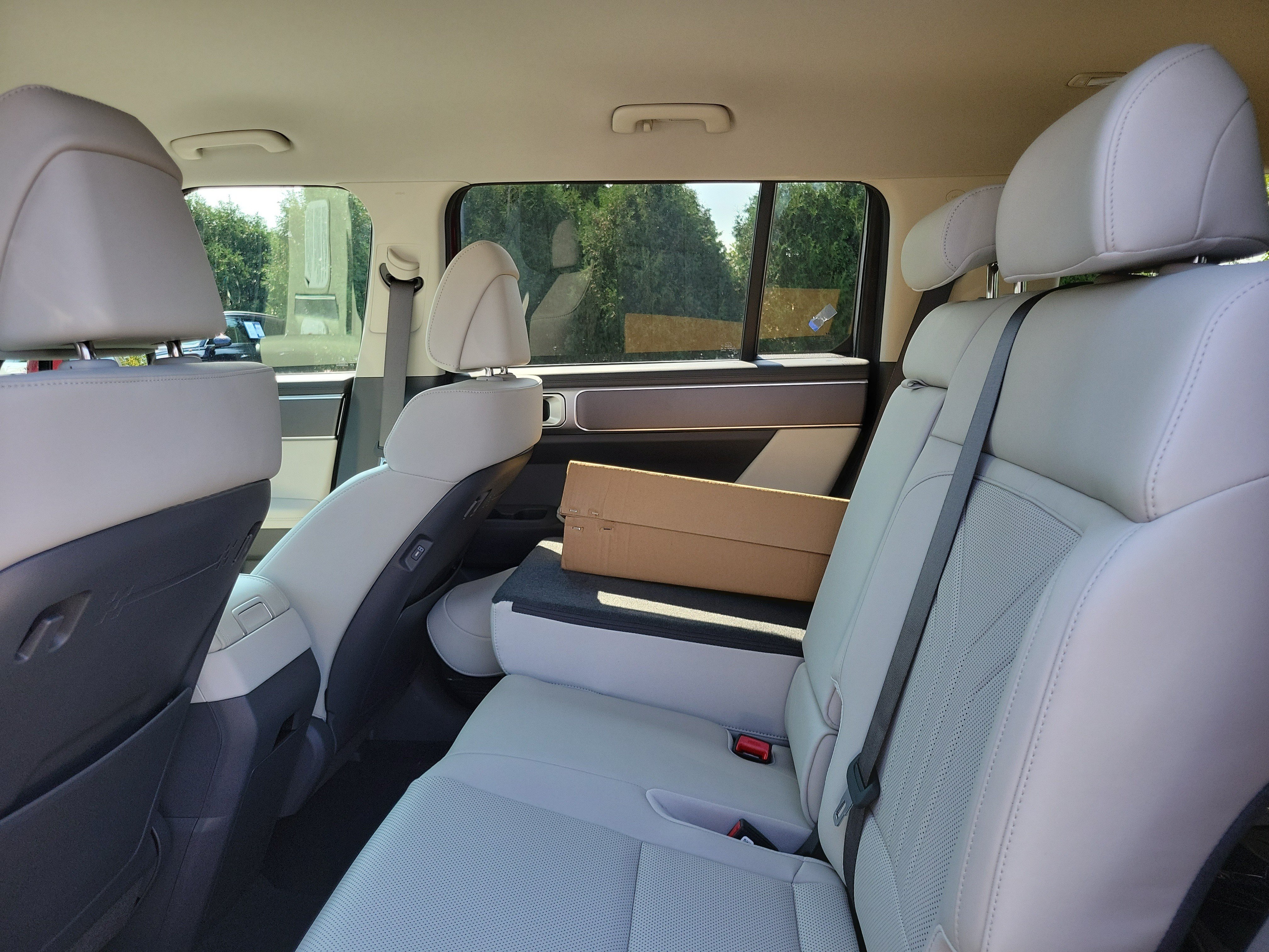 New 2027 Hyundai Santa Fe SEL AWD/4WD image 11