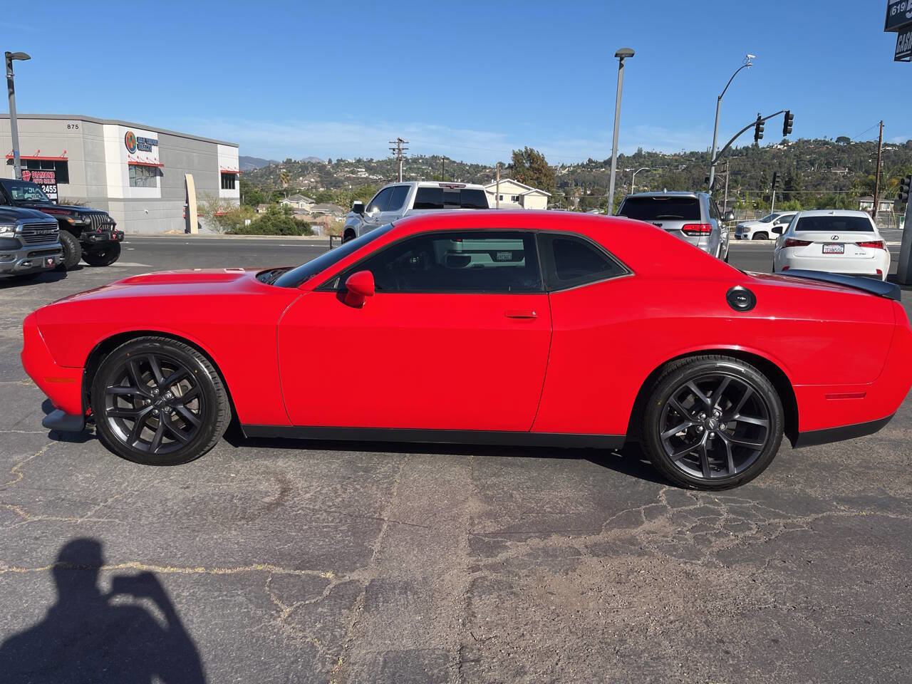 Used 2020 Dodge Challenger R/T w/ Blacktop Package image 11