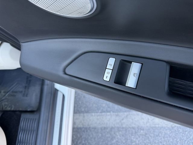 Used 2023 Genesis GV80 2.5T w/ Prestige 20" Package image 29