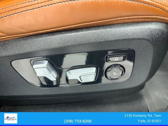 Used 2020 BMW X7 M50i w/ Dynamic Handling Package image 40