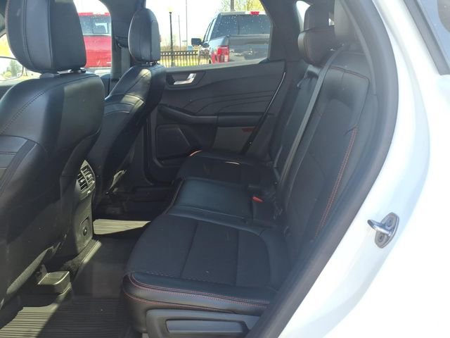 Certified 2024 Ford Escape ST-Line Select w/ Tech Pack #2 AWD/4WD image 9