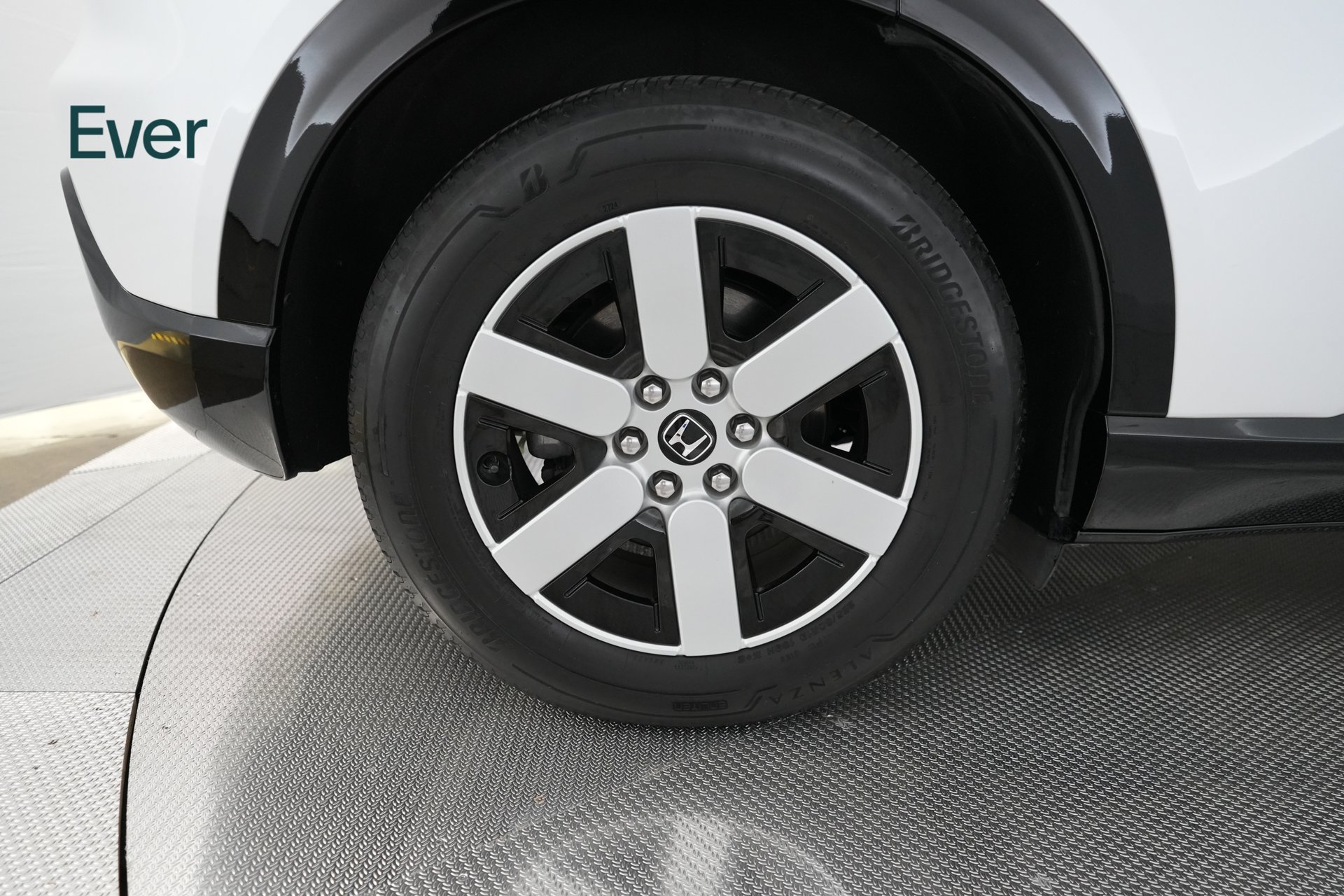 Used 2024 Honda Prologue Touring image 19