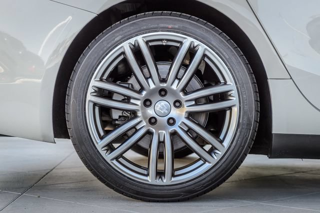 Used 2018 Maserati Ghibli RWD image 14