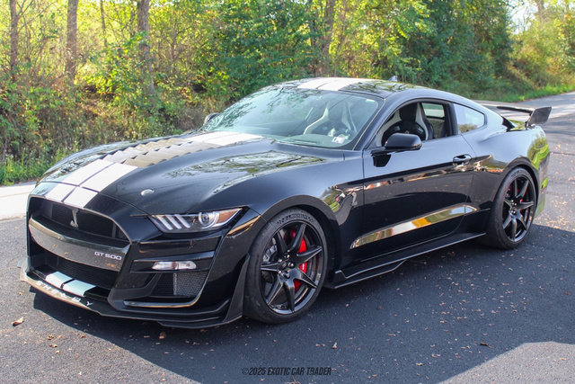 Used 2022 Ford Mustang Shelby GT500 w/ Carbon Fiber Track Pack image 14