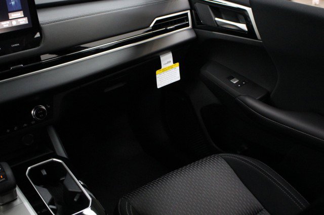 New 2026 Mitsubishi Outlander ES image 22