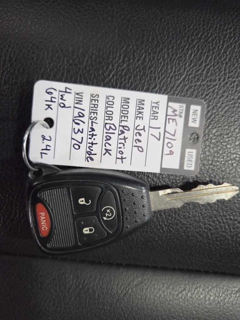 Used 2017 Jeep Patriot High Altitude AWD/4WD image 36