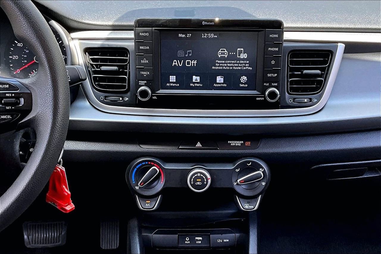 Used 2019 Kia Rio S image 9