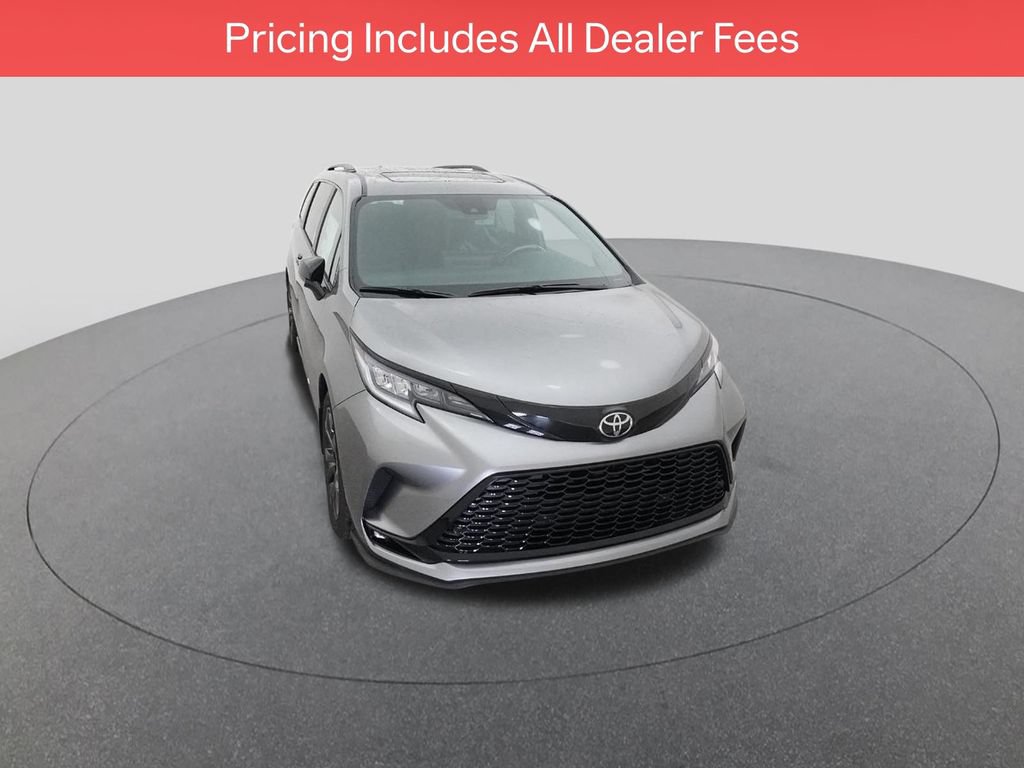 New 2026 Toyota Sienna XSE FWD image 15