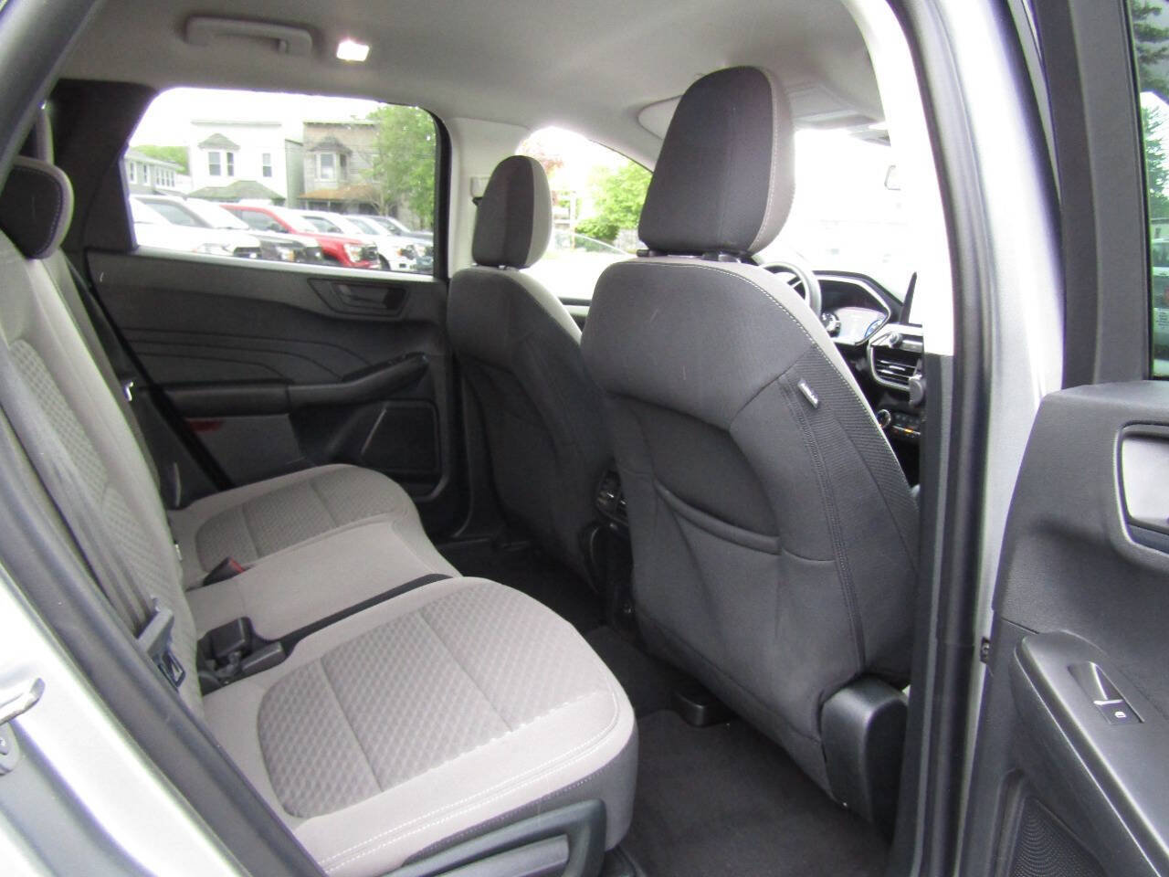 Used 2022 Ford Escape SE AWD/4WD image 23