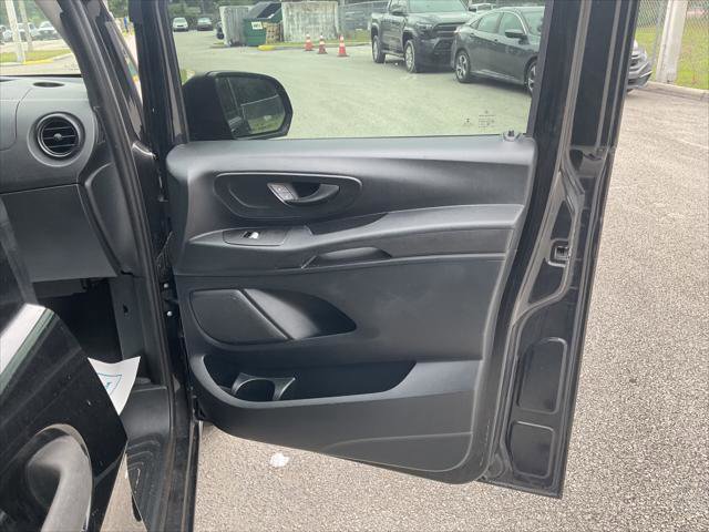 Used 2019 Mercedes-Benz Metris Passenger image 19
