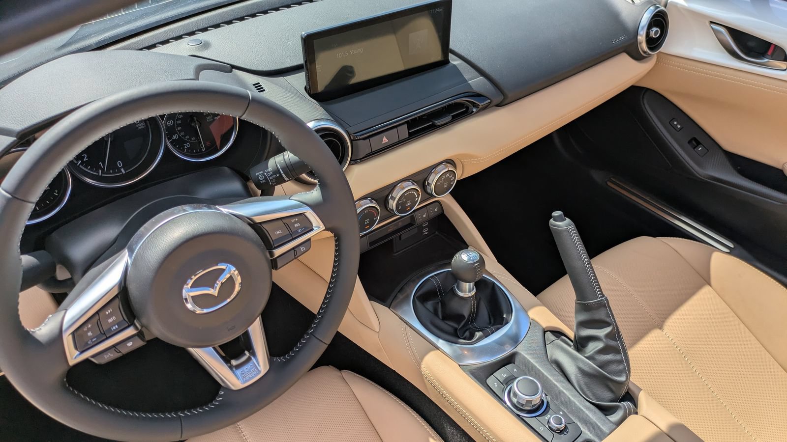New 2026 MAZDA MX-5 Miata Grand Touring RWD image 24