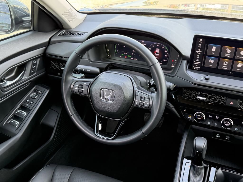 Used 2024 Honda Accord EX-L image 13